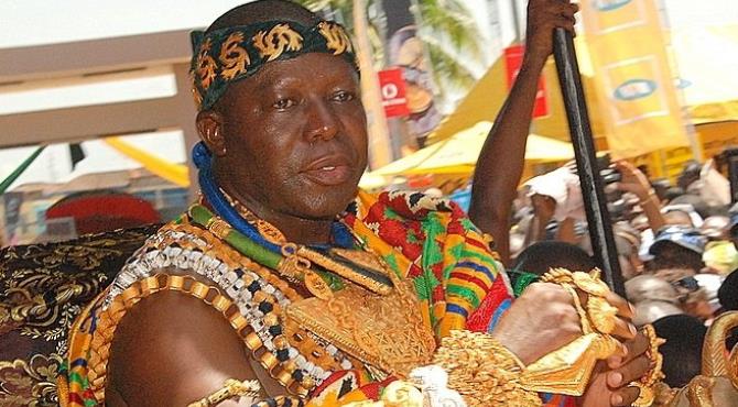 'Change your attitude' - Asantehene chastises land administration workers  Story