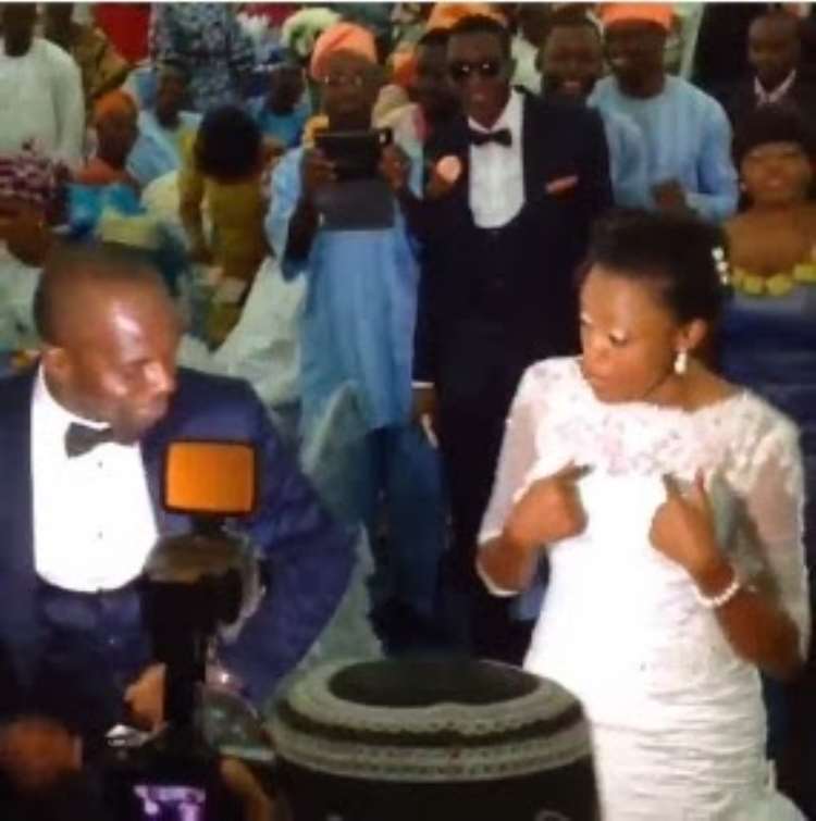 <b>MTN Project Fame Winner, Adetoun Adekoya Marries</b>
